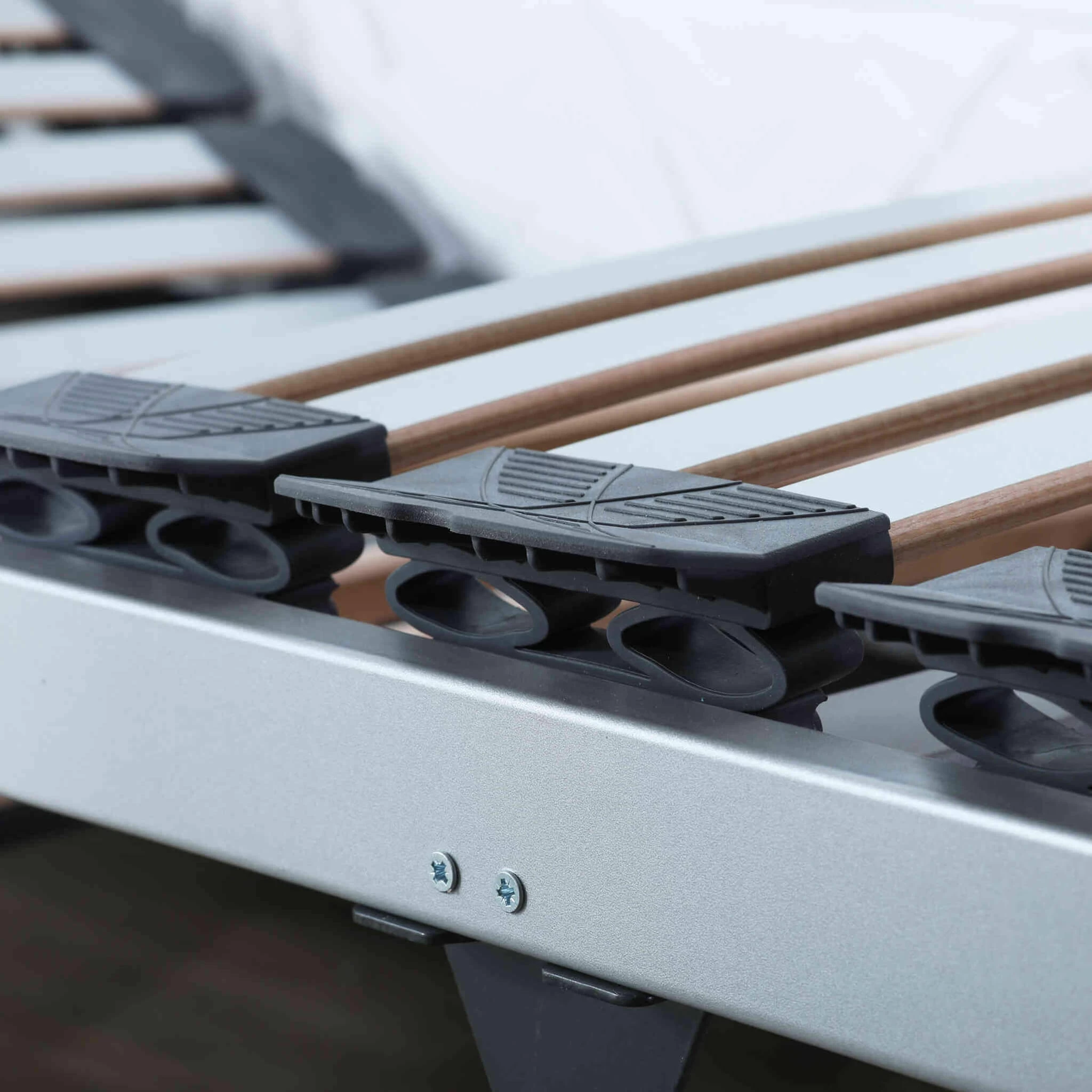 Sommier électrique De Relaxation Tout Lattes Tissu Gris Clair – Image 4