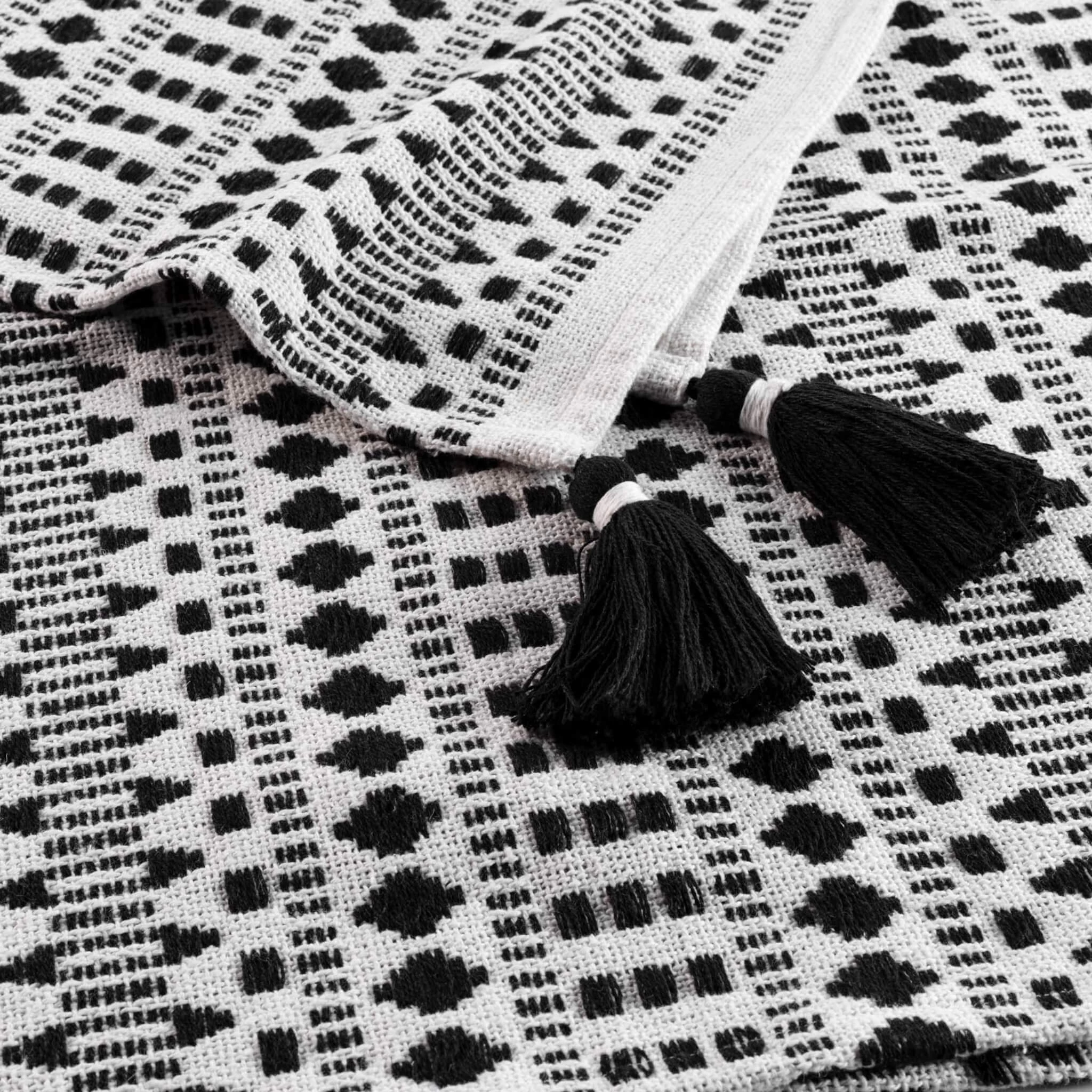 Plaid à Franges En Coton Tissia 125x150 Cm – Image 3