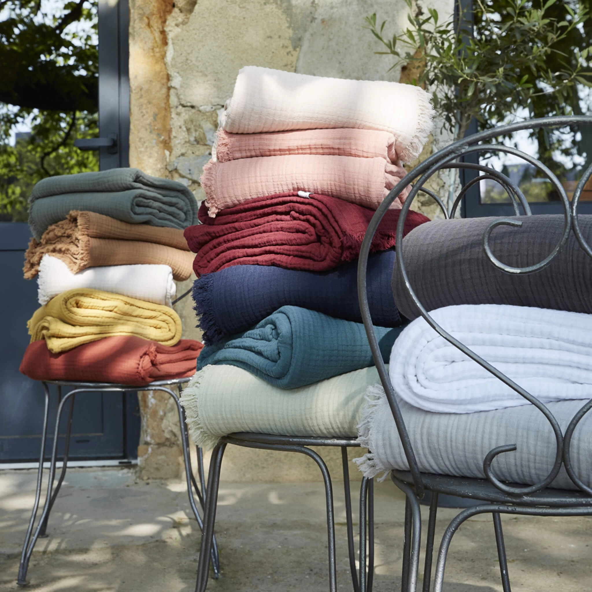 Plaid Gaze De Coton à Franges Kaki – Image 5